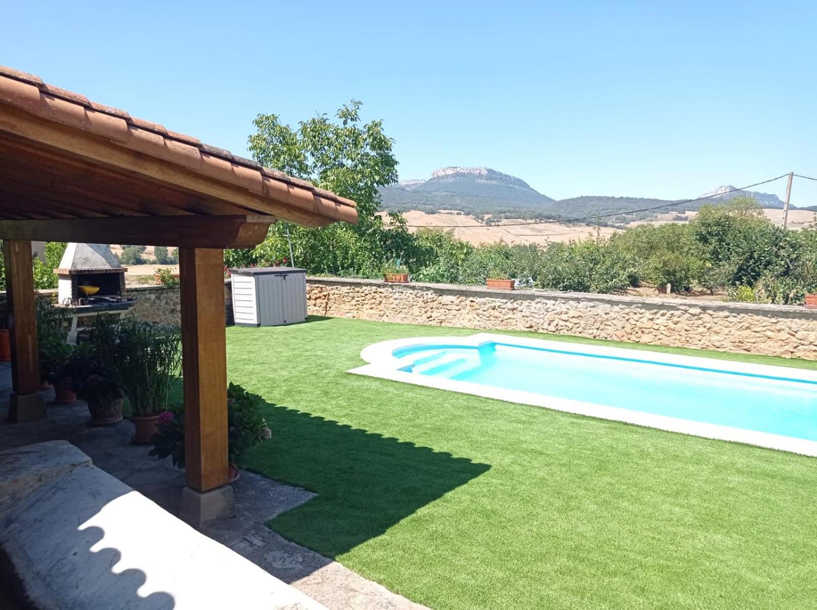 El Encinedo Villa Genevilla Luaran gambar
