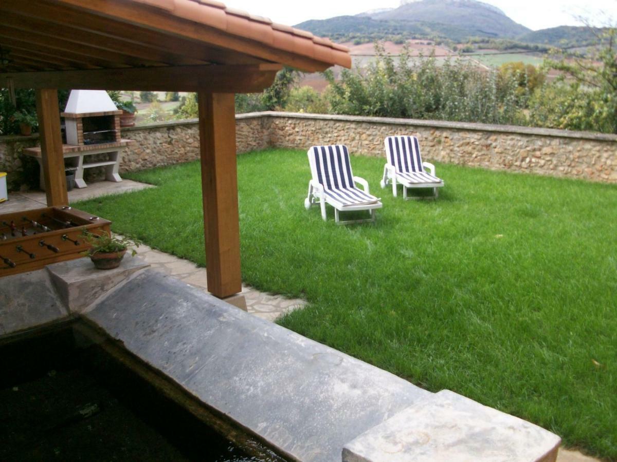 El Encinedo Villa Genevilla Luaran gambar