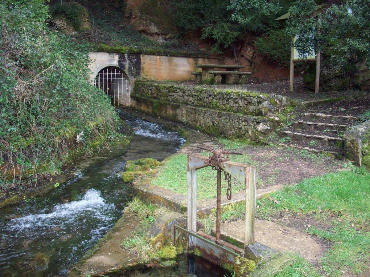 El Encinedo Villa Genevilla Luaran gambar
